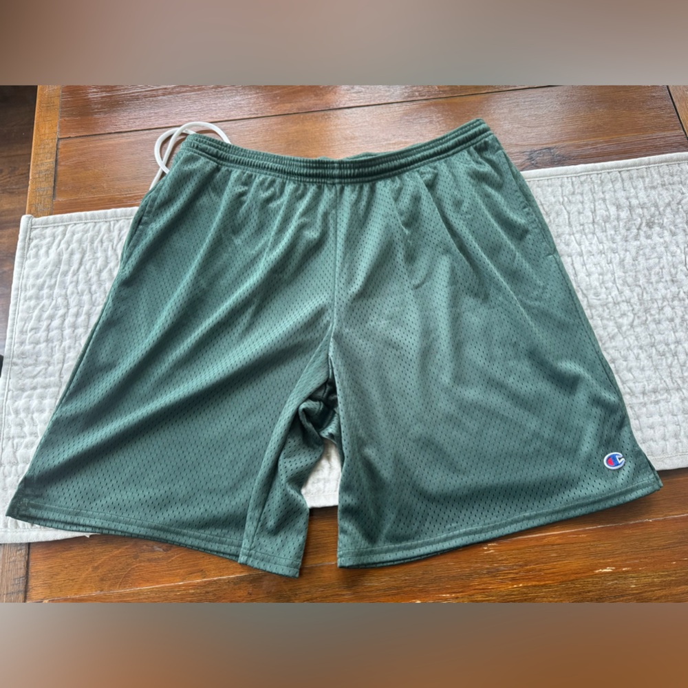 Men's Champion Green Mesh Basketball Shorts Athletic Gym Workout XL Almost New